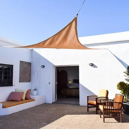 Kura * Puerto del Carmen (Lanzarote)